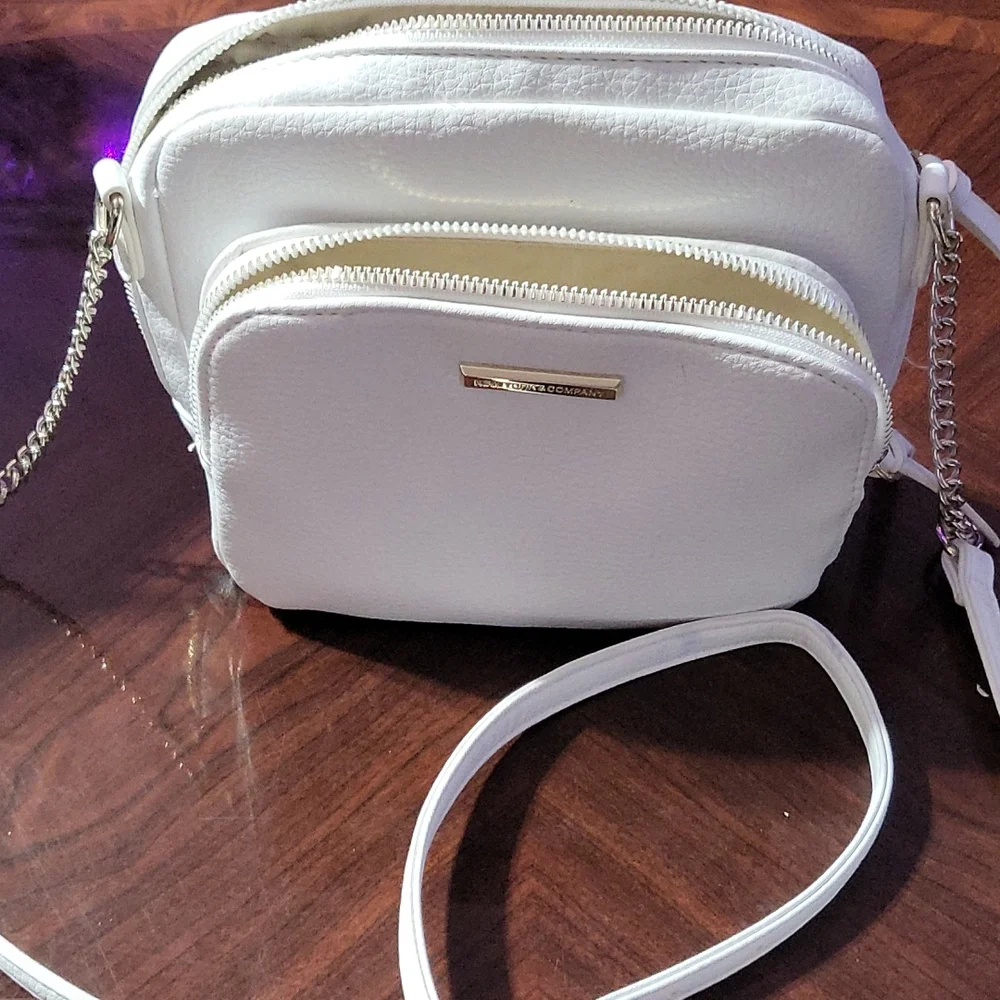 Purse - Picture 1 of 2